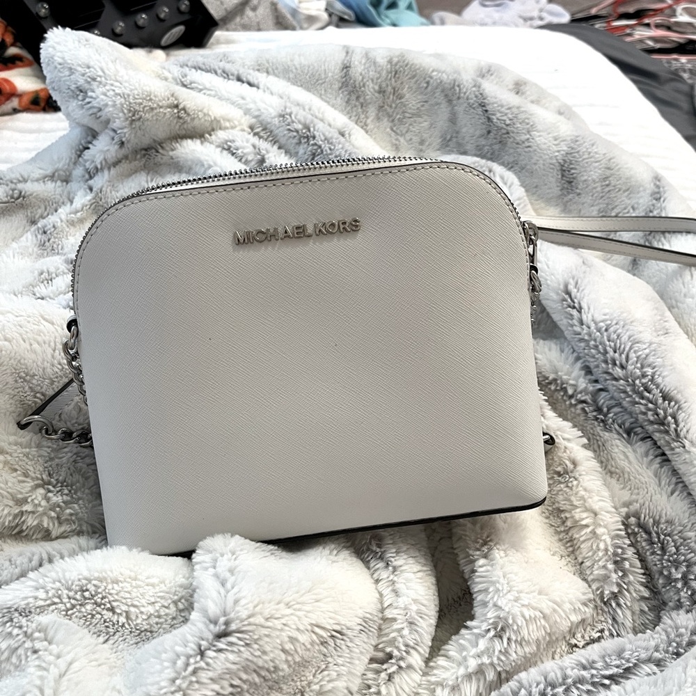 White Micheal Kors Cross Body Bag !